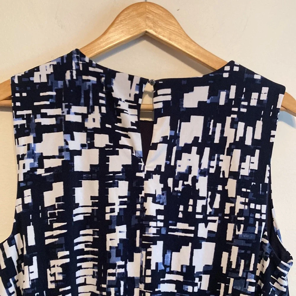 Ellen Tracy Dress - Picture 5 of 8